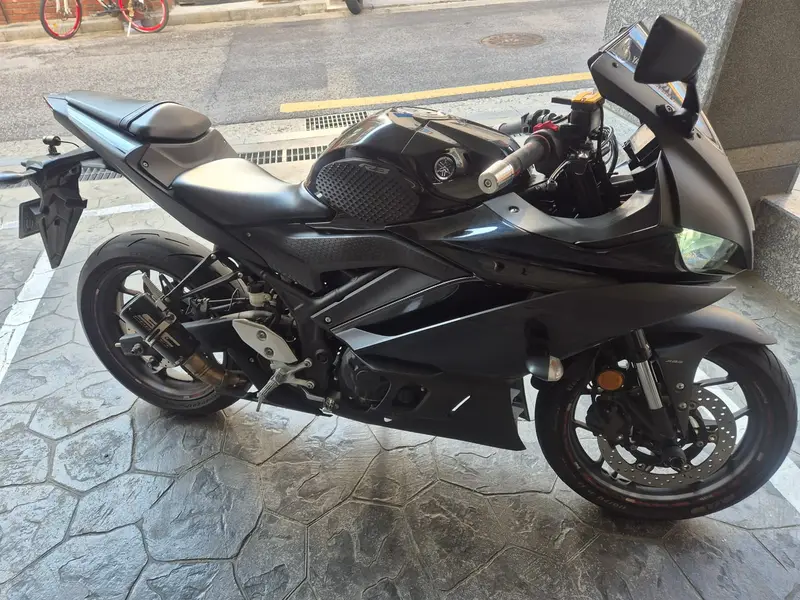 야마하 YZF-R3