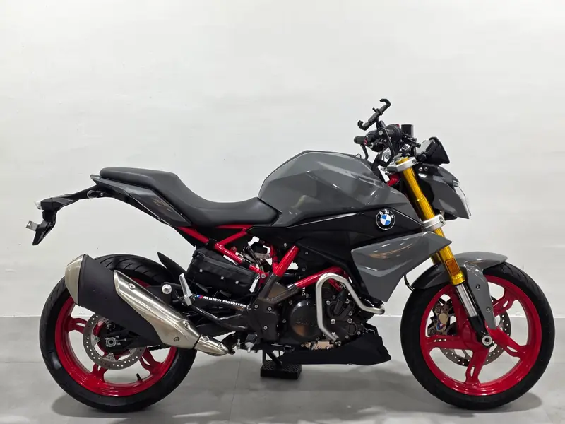 BMW G310R