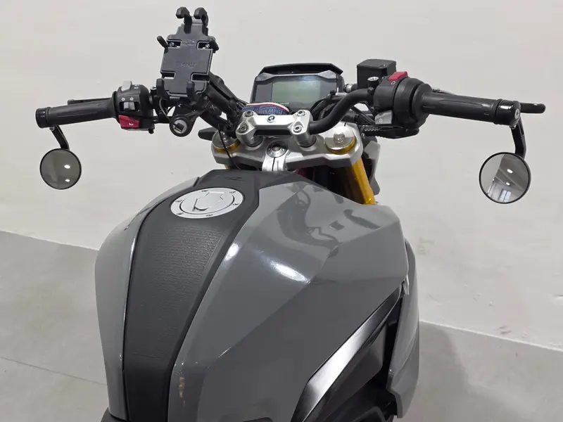 BMW G310R 썸네일 5