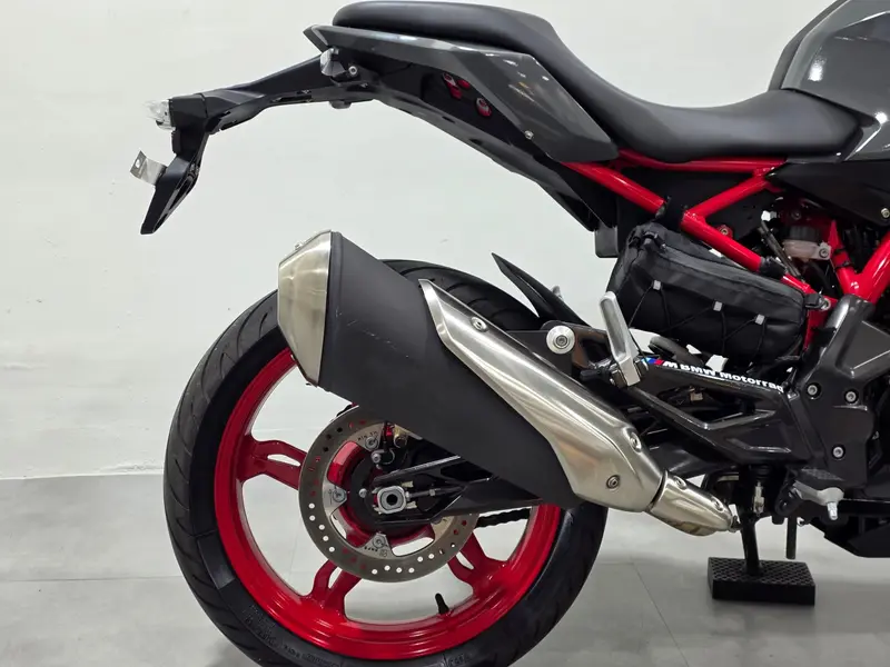 BMW G310R 썸네일 12
