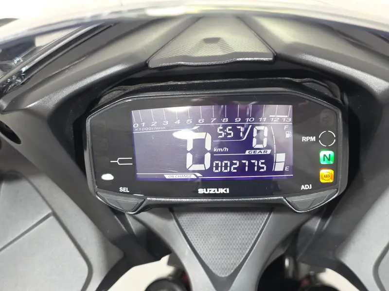 스즈끼 GSX-R125 썸네일 6