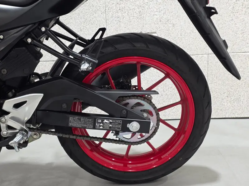 스즈끼 GSX-R125 썸네일 10
