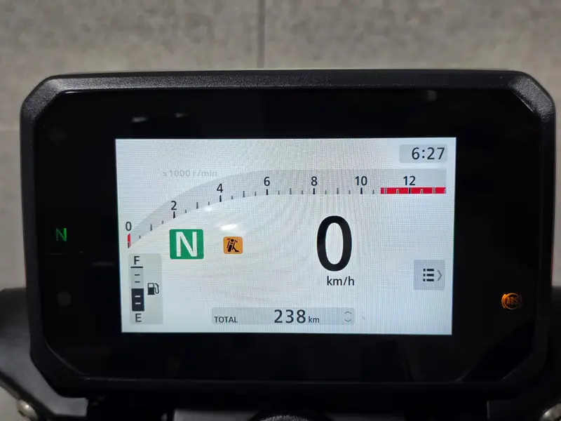 혼다 CB125R 썸네일 6
