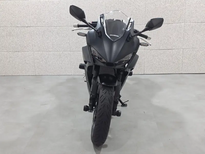 혼다 CBR500R 썸네일 3