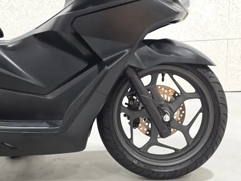 혼다 PCX125 썸네일 9