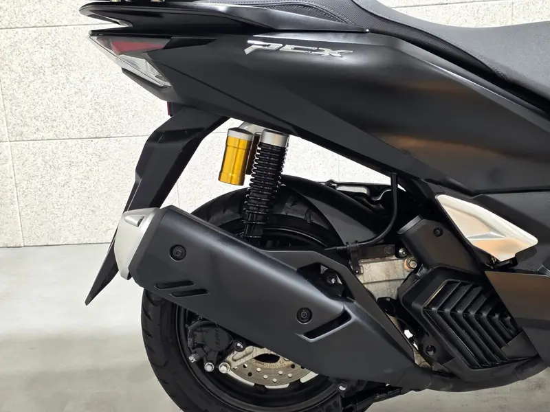 혼다 PCX125 썸네일 10