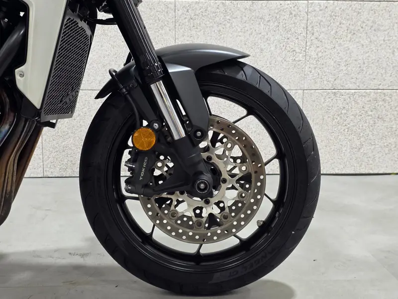 혼다 CB1000R 썸네일 11