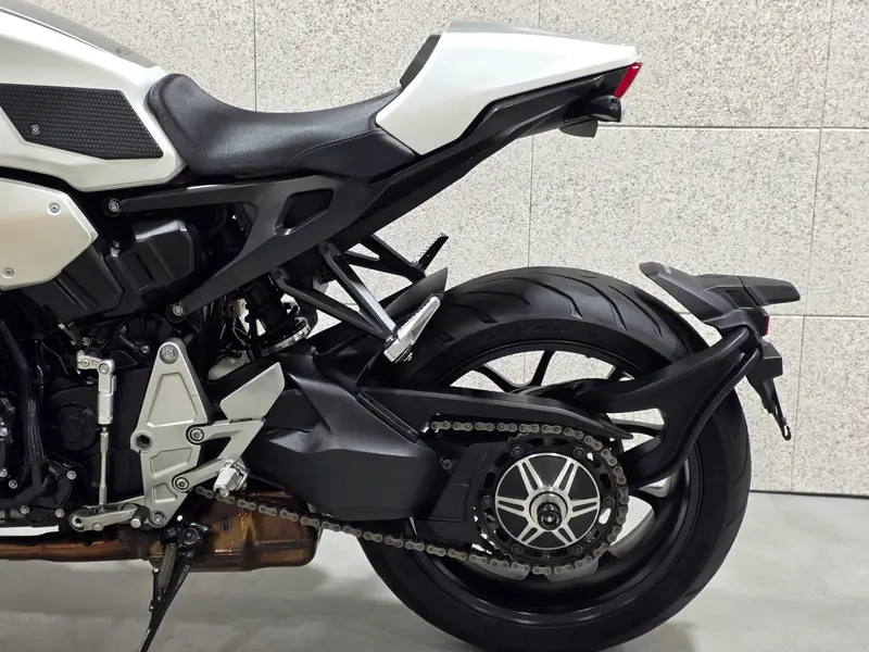 혼다 CB1000R 썸네일 10