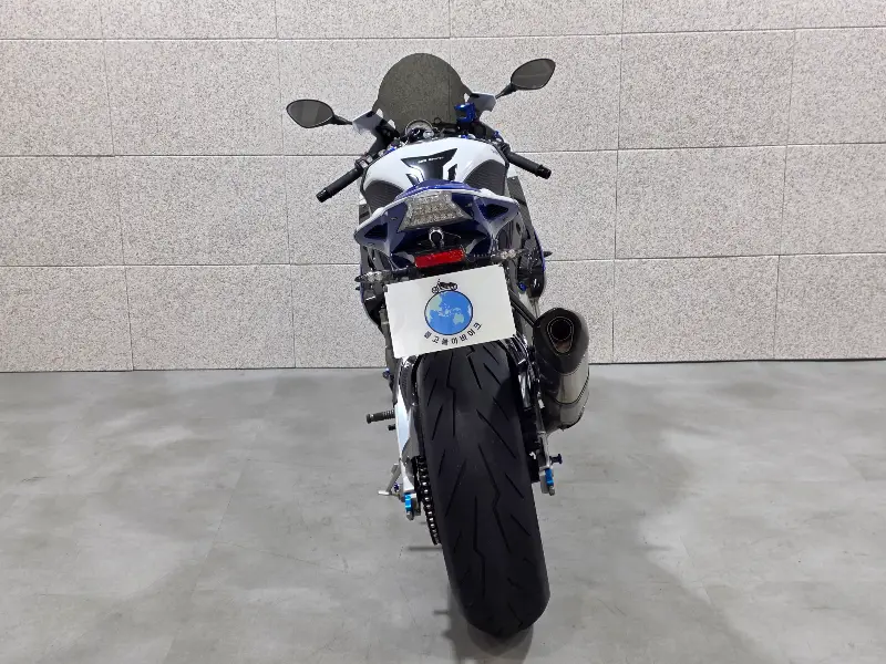 BMW HP4 컴페티션 썸네일 4