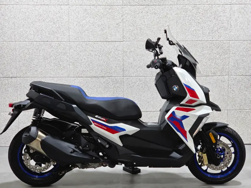 BMW C400X