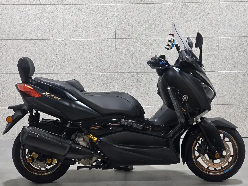 야마하 XMAX300
