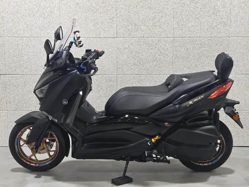 야마하 XMAX300 썸네일 2